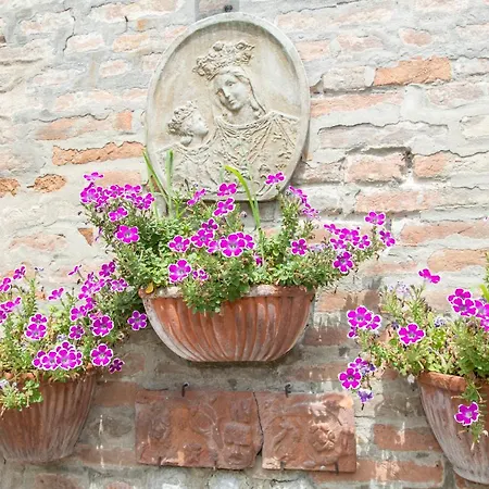 Interno Estense 753 * Ferrara