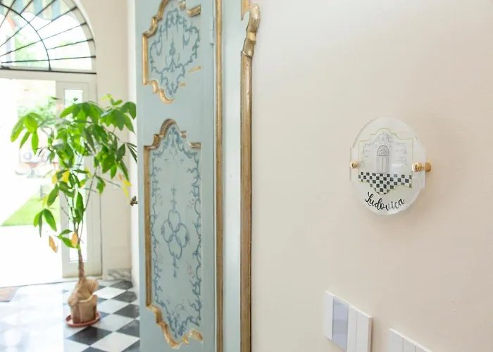 Interno Estense 753 Appartamento *